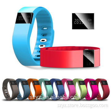 2016 fashional anti-lost 0.49inch OLED display 4.0 bluetooth IP67X waterproof silicone smart bracelet watch for IOS